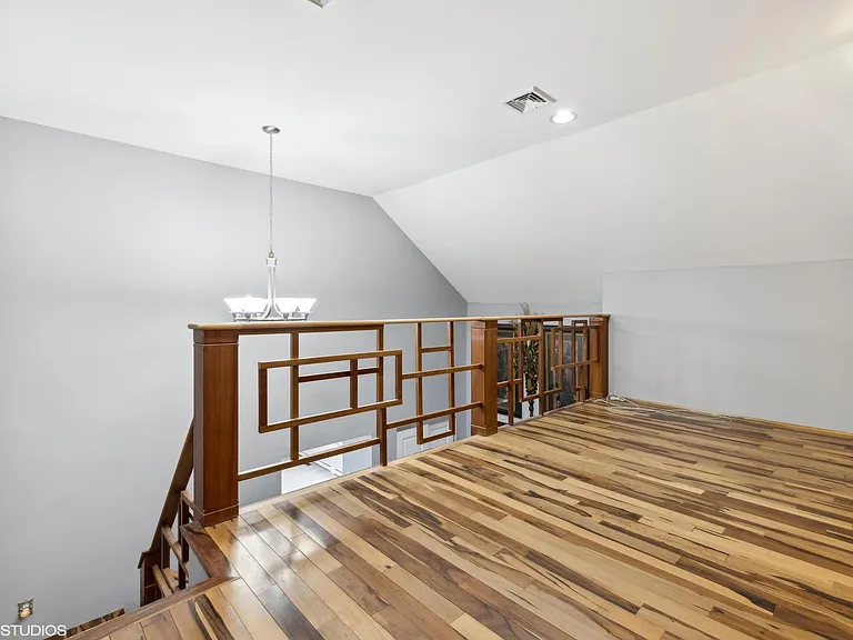 4 Box Tree Rd — Photo 23