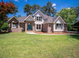 215 Fairways Dr, Warner Robins, GA 31088