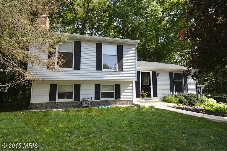 1st image of 3 Fairfield Ct