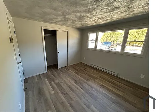2 bed, 900 sqft, $1,950 — Photo 2