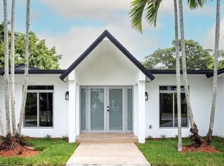 10601 SW 138th St, Miami, FL 33176