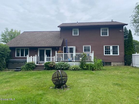 2nd image of 25 Balboa Drive