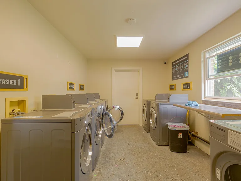836 Vine Ave — Photo 30