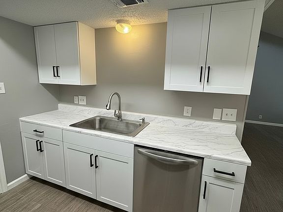 2nd image of 8119 Bobtail St