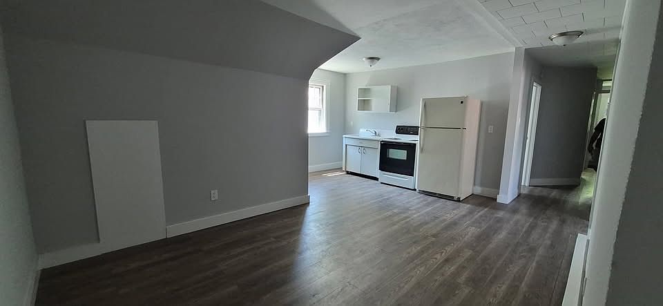 1st image of 177 Sisson Ave #3