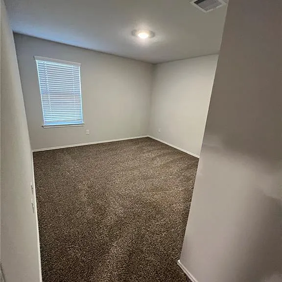 2427 Dog Leg Ln — Photo 13