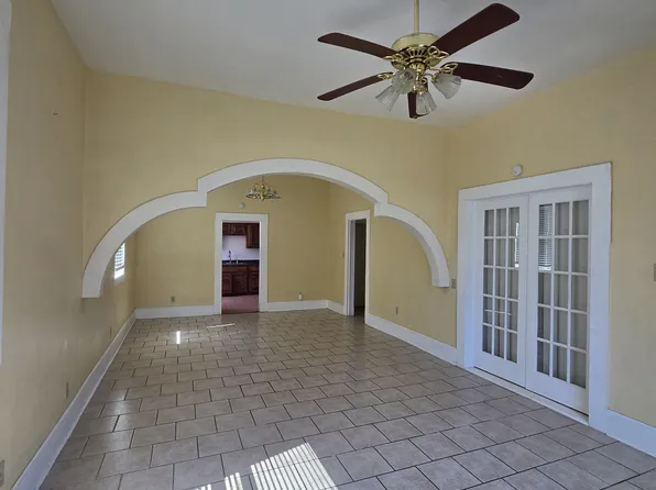 121 Hess St #1, San Antonio, TX 78212