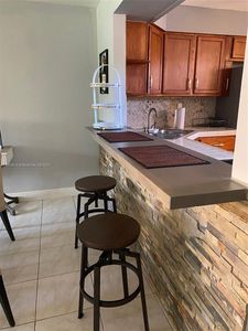 1540 NE 191st St APT 240, Miami, FL, 33179