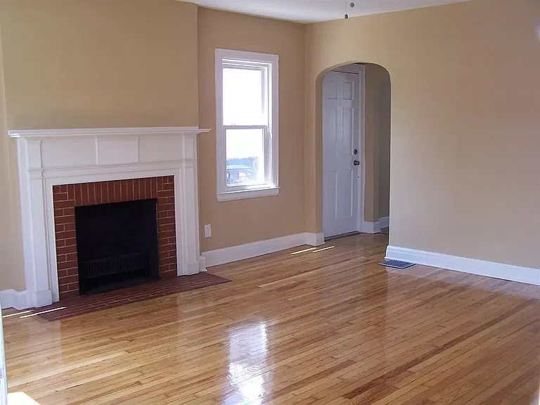 617 Shropshire Ave — Photo 5
