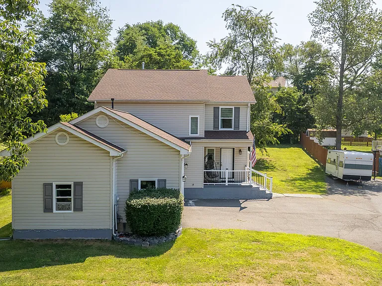 288 Lauck Dr — Photo 3