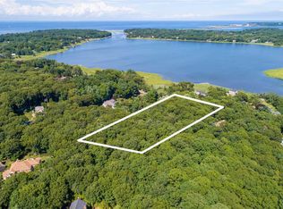 80 Old Field Rd, Setauket, NY 11733