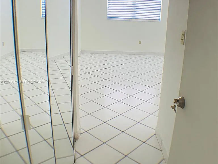 12590 NE 16th Ave #610 — Photo 9