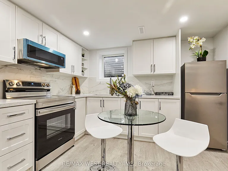 67 Hobbs Dr #BASEMENT — Photo 9