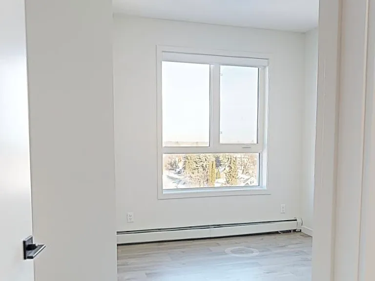 9502 86th St NW — Photo 36