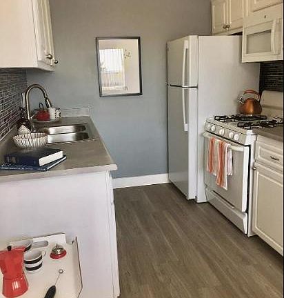 5th image of 877 W El Repetto Dr APT 82B
