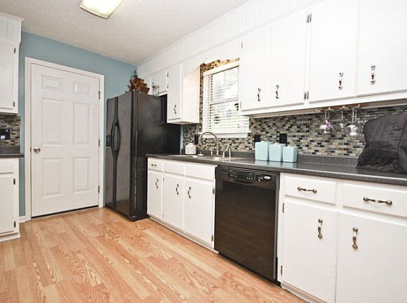 4th image of 509 Palm Dr S