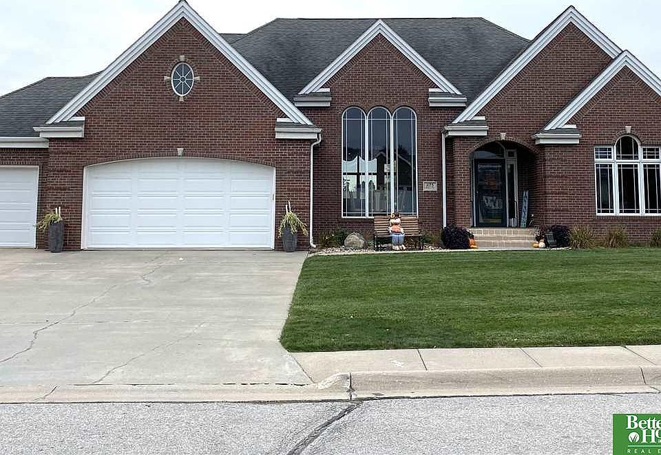 1st image of 1175 Bemis Dr