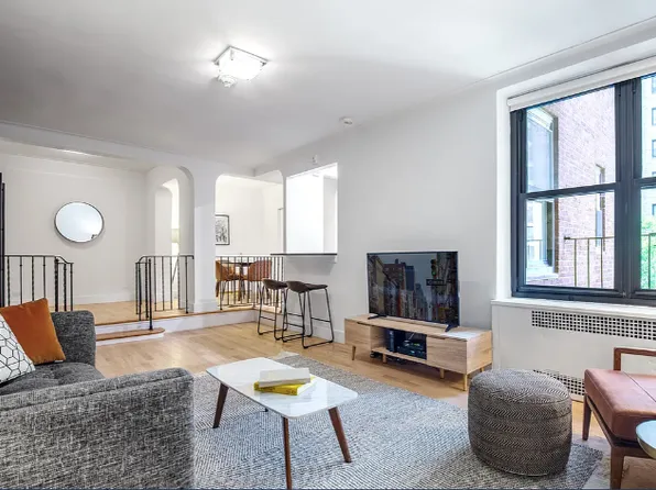 10 West 65th Street image 1 of 8