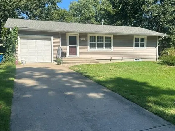 101 Avondale St, Liberty, MO 64068