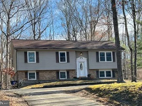 12227 Larch Ln, Manassas, VA 20112