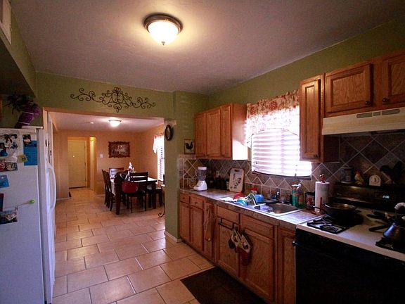 5th image of 125 E Palmdale St