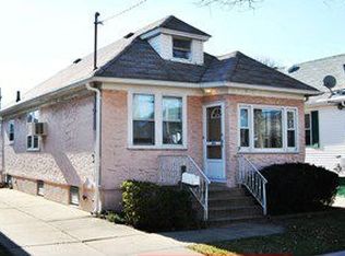 24440 88th Rd, Bellerose, NY 11426