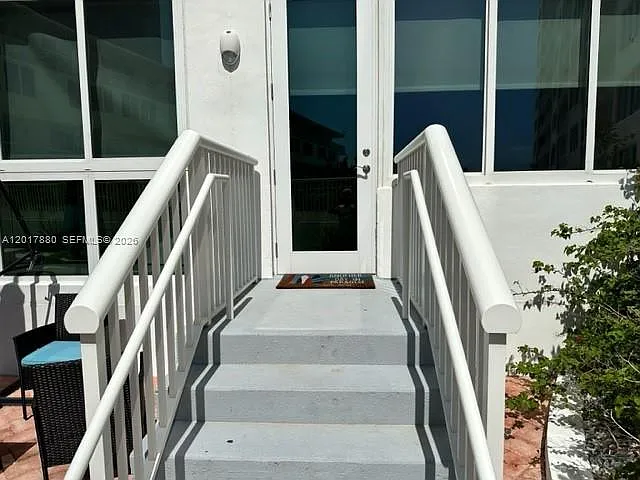 5401 Collins Ave #128 — Photo 53