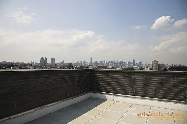 Sold by aptsandlofts.com | media 6