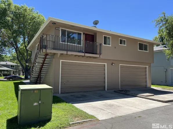 613 Pine Meadows Dr APT 4, Sparks, NV 89431