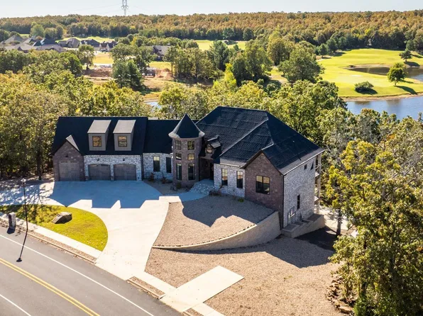 801 Greystone Blvd, Cabot, AR 72023