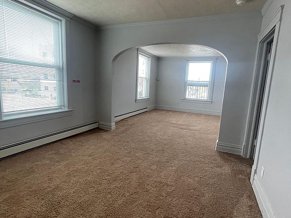 2nd image of 800 E Michigan Ave #3