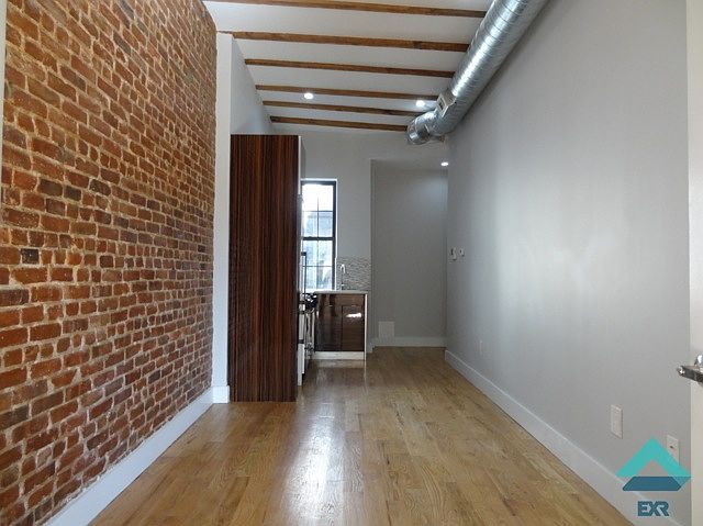 1st image of 897 Saint Johns Pl #3LAHRIV