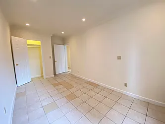 Rented by Best Apartments North Inc