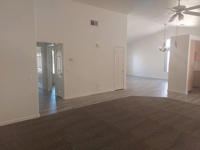 79315 Desert Wind Ct — Photo 13