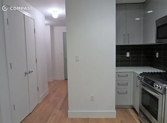 Rented by Compass | media 10
