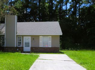 108 Glenside Ct, Midway Park, NC 28544