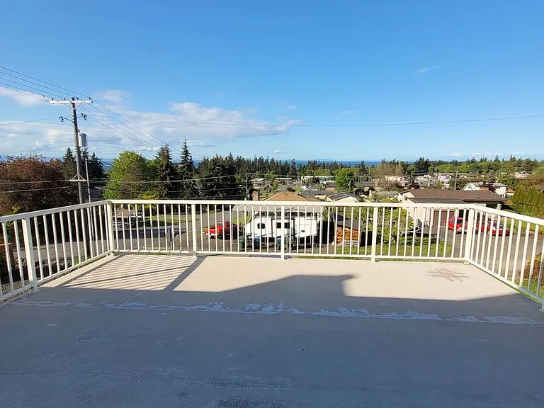 1701 E 4th St — Photo 21