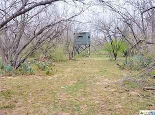 938 Donna Rd, Falls City, TX 78113