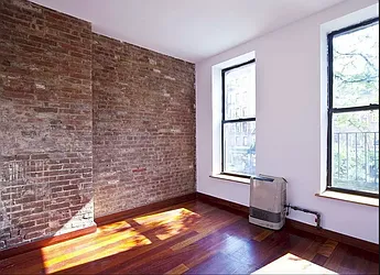 Rented by Living New York