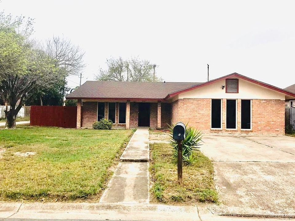 1st image of 2524 Camellia Ave