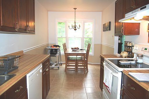 5th image of 11716 Collingwood Ct