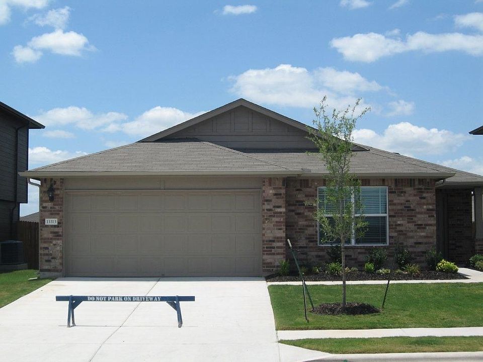 13313 Pine Needle Street