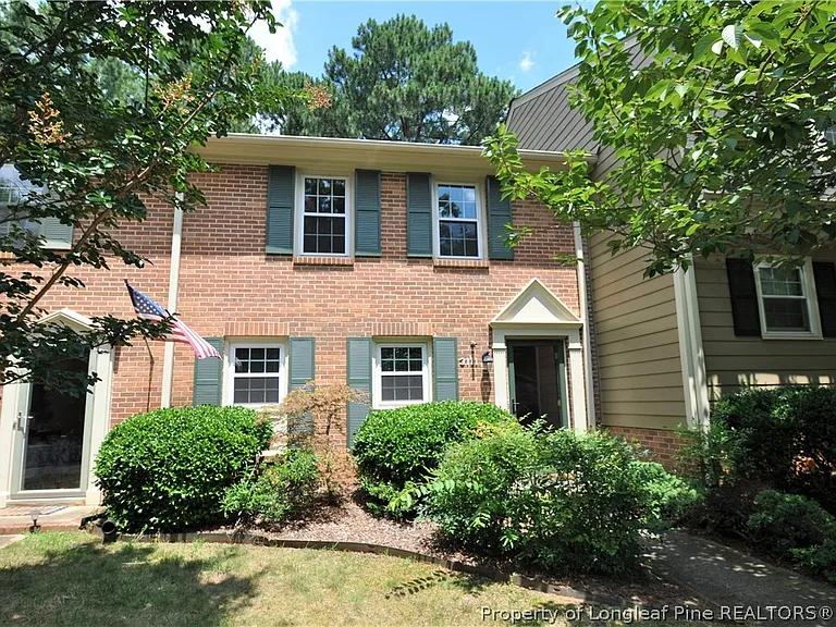 3111 Morningside Dr — Photo 1
