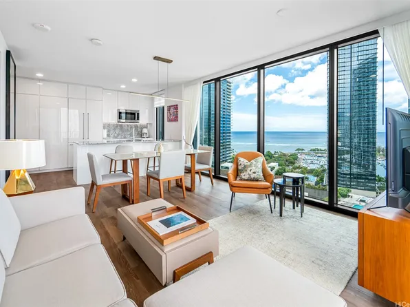 987 Queen St #2001, Honolulu, HI 96814