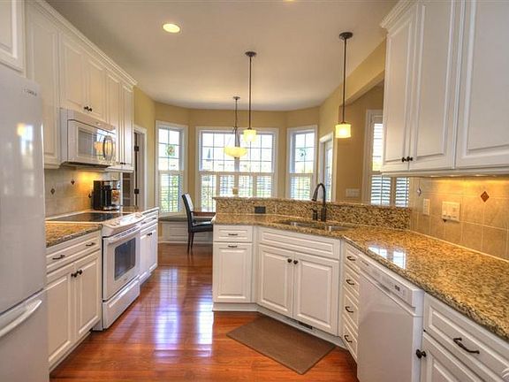 5th image of 4168 Silverleaf Drive SE