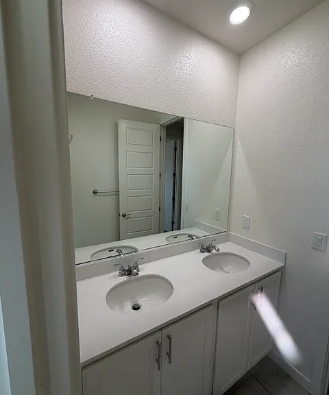572 Willow Bnd — Photo 27