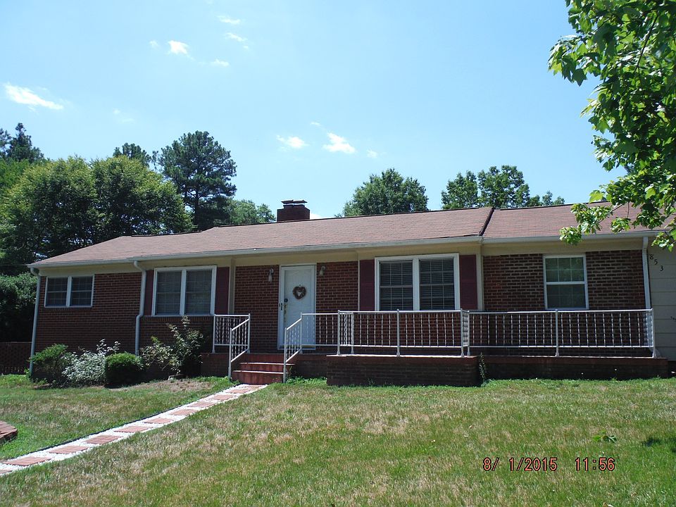 1st image of 853 Hillcrest Ave