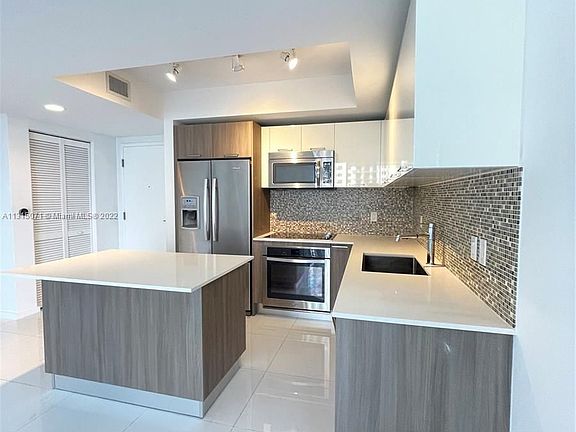 3rd image of 5252 NW 85th Ave APT 303