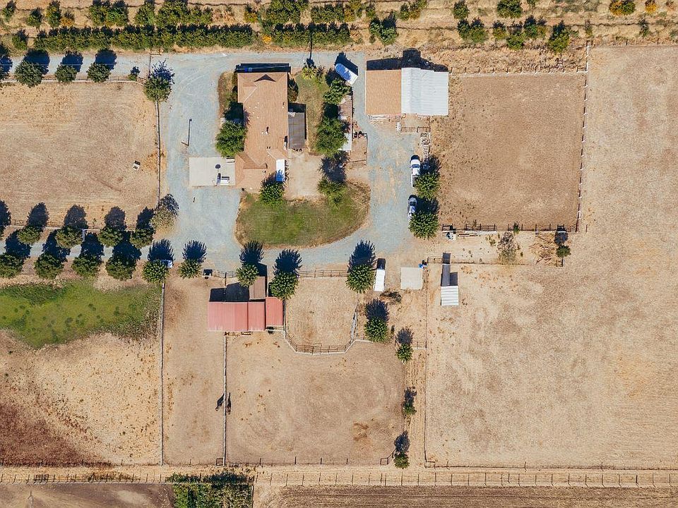 1st image of 25090 Avenue 208