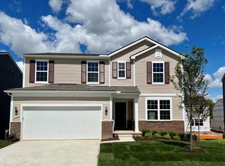 9113 Dogwood Ln, Dexter, MI 48130